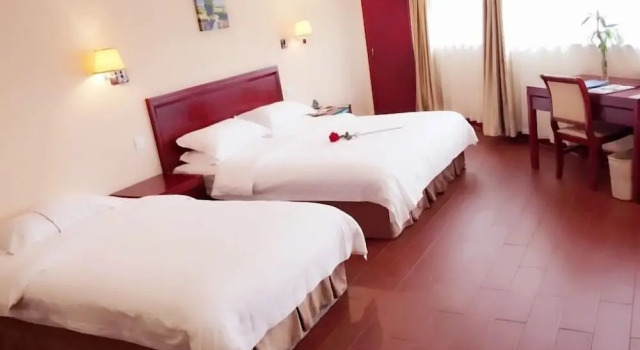 Двухместный номер Standard GreenTree Inn Suzhou Mudu Ancient Street Express Hotel