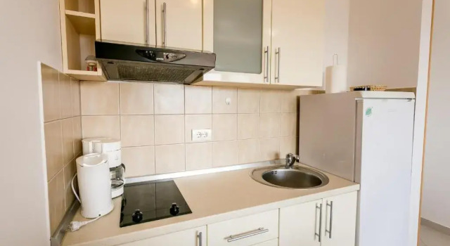 Семейная студия с балконом и с видом на море Apartments Lille