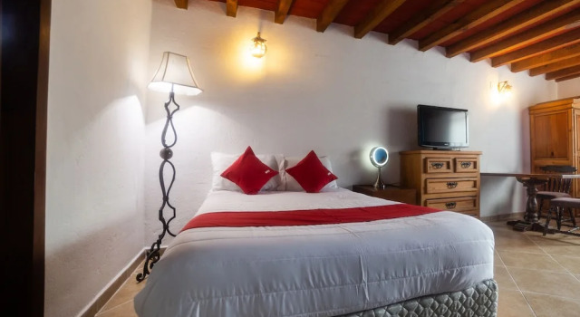 Семейный номер Standard с балконом Hotel Boutique Don Porfirio