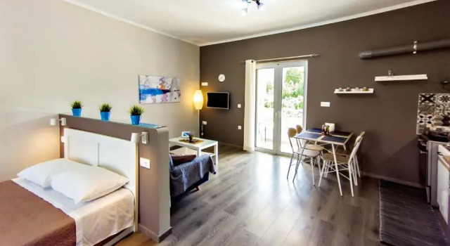 Maria's modern studio 5min from beach, Забронировать Отель Суда Западный Крит, рядом с Пляж Влите