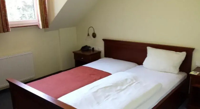 Hotel Restaurant Am Pfauenhof, Забронировать Отель Квакенбрюк Osnabrücker Land