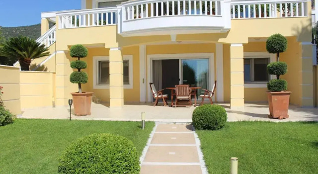 Коттедж Shemesh Gardens House