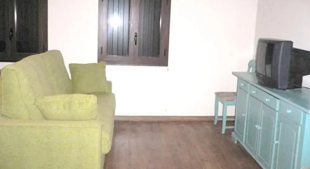 Apartment With 2 Bedrooms in Laspaúles, With Wonderful Mountain View and Wifi - 44 km From the Slopes