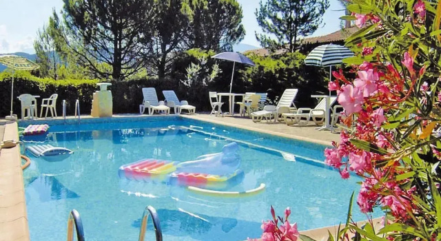 Коттедж Classic с 4 комнатами с балконом Holiday home with swimming pool,Vaison-la-Romaine