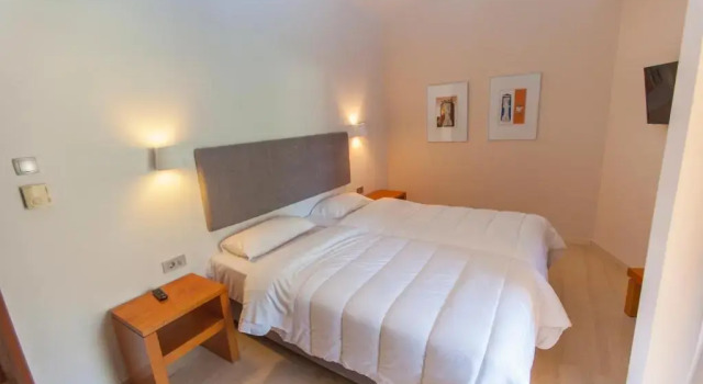 Апартаменты Antikyra Beach Hotel