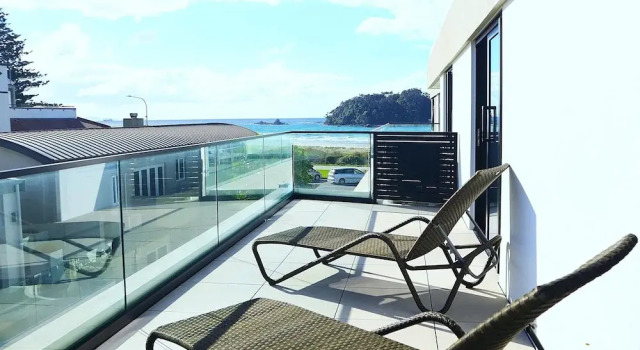 Апартаменты c 1 комнатой с видом на горы Belle Mer Beachfront Apartments