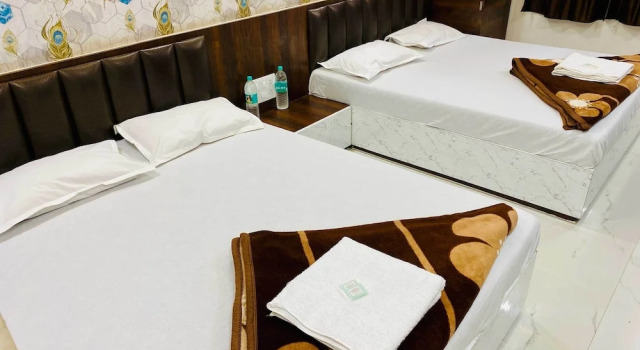 Номер Deluxe Hotel Shree Shyam Sharnam