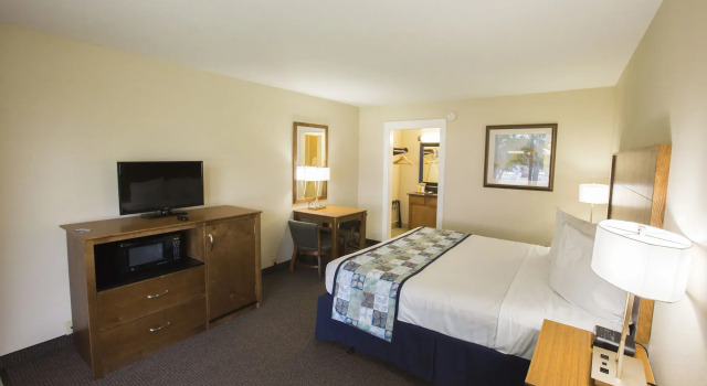 Red Lion Inn & Suites Branson, Забронировать Отель Отели Table Rock Lake с парковкой, Парковка