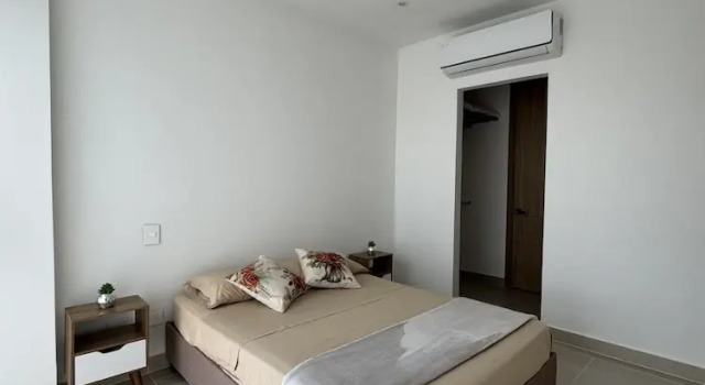 Апартаменты с 2 комнатами с балконом U-GO Baia Kristal. Oasis en Cartagena