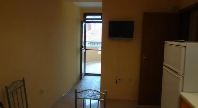 Guest House Sveti Georgi, Забронировать Гостевой дом Отели Поморие с парковкой, рядом с Аквапарк Поморие, Парковка
