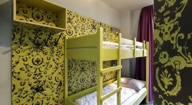 Трёхместный номер Classic Youth Hostel Würzburg