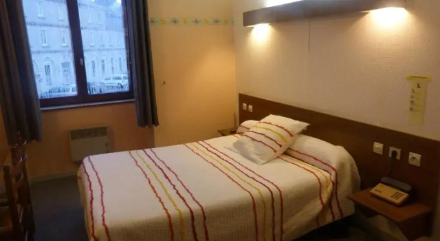 Двухместный номер Standard Hotel du Donjon