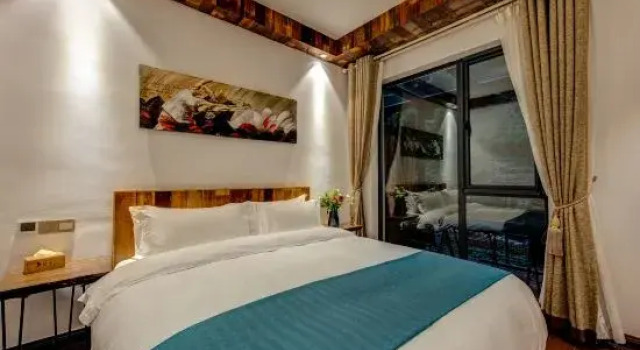 Komfort Doppel Suite Fanye Hostel
