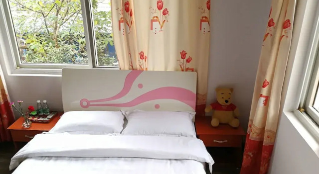 37 Garden Guesthouse Riverside Villa, Book Villa Villas in Suzhou, Villa