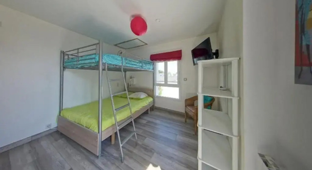 Maison rénovée à Locmiquélic : 3 min du Batobus, proche sentiers et commerces, 4-6 pers. - FR-1-349-128, Prenota Hotel Locmiquélic Francia