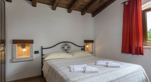 Вилла Spacious Villa in Tinjan With Pool