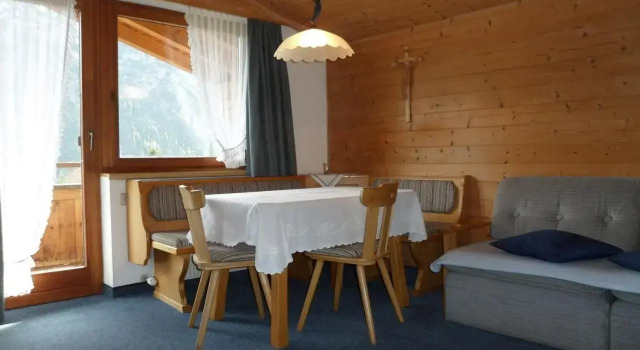 Appartements Haus Maria, Prenota Appartamento Bach Lechtal, vicino a Jöchlspitzbahn