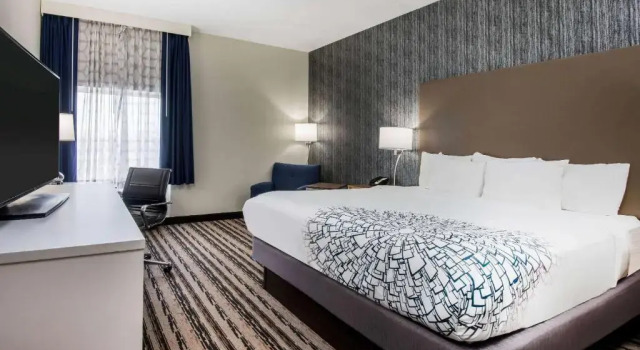 Номер Standard La Quinta by Wyndham Buffalo Amherst