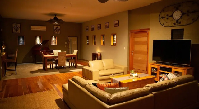 Lyndon Haven, Rezervați Hotel Wollongong Illawarra Region