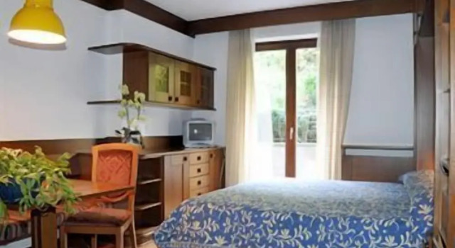 Семейный номер Standard Hotel Carlone