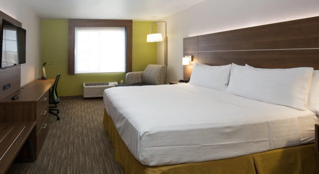 Номер Standard Holiday Inn Express Hotel & Suites Hesperia by IHG