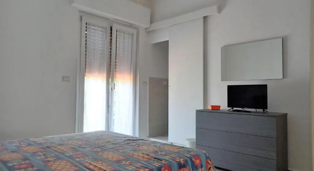 B&B La Vela, Varaa Bed and Breakfast Martinsicuro Rooma