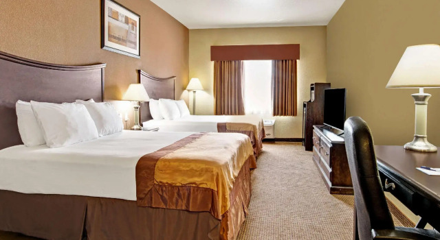 Четырёхместный люкс Best Western Decatur Inn