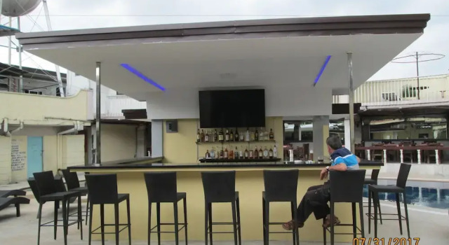 Hotel Fenson, Varaa Hotelli Hotellit Pampanga aamiaisella, Aamiainen