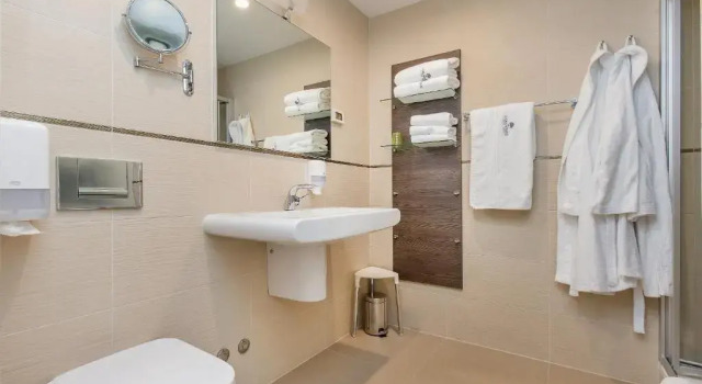 Апартаменты Deluxe с 2 комнатами с частичным видом на море Dubrovnik Luxury Residence - L’Orangerie
