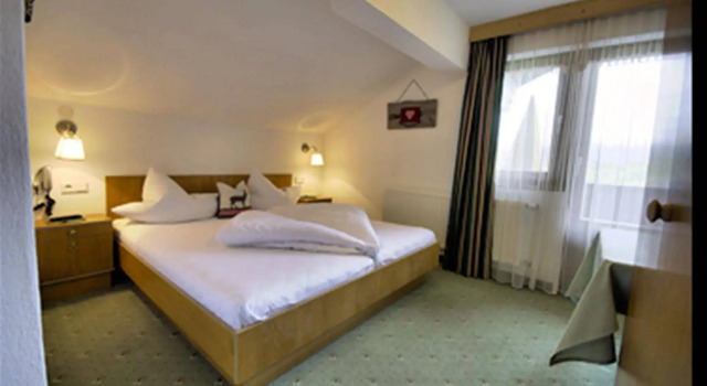 Gästehaus Hackl, Rezervovat Penzión Hotely v Tyrolsko se snídaní, Snídaně