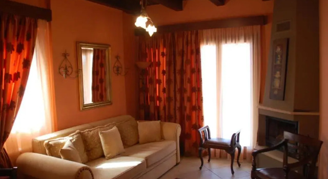Ipsivaton Mountain Resort, Book Resort  
