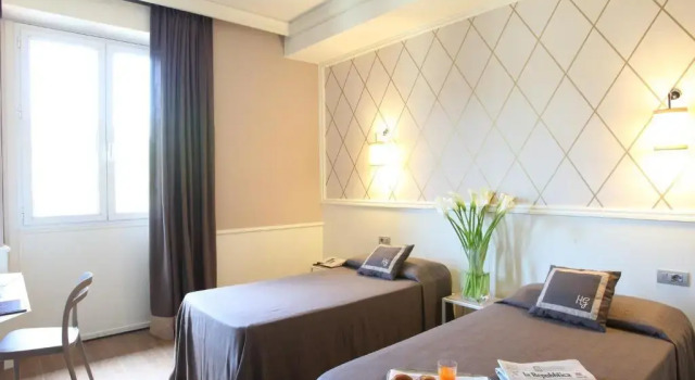 Трёхместный номер Standard Hotel Golf