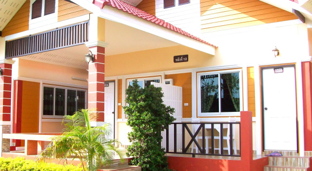 Двухместный номер Standard с балконом и с видом на озеро Rimbueng Resort Pranburi
