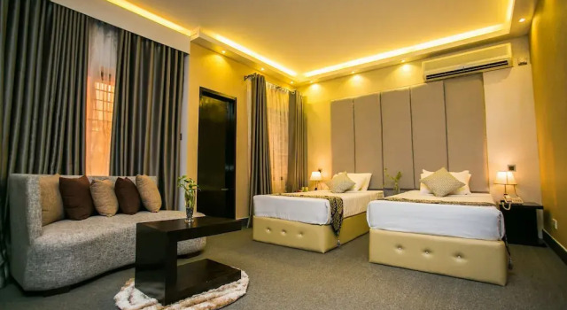 Luxo Casal quarto varanda e com vista para o lago Hotel Tropical Daisy
