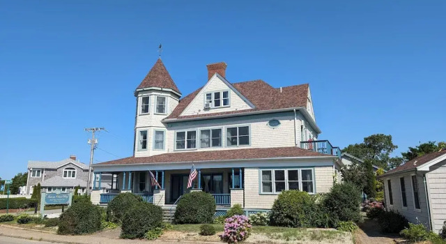 Inn on Onset Bay, Buchen Sie Pension Hotels in New England mit Parkplatz, Parkplätze