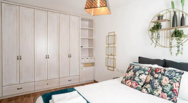 YalaRent Fruit Tree Villa - Private Pool, Prenota Villa Cottage a Israele Distretto Sud, Cottage