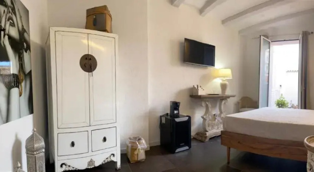 Двухместный номер Standard с видом на сад Amelia Apts  Rooms