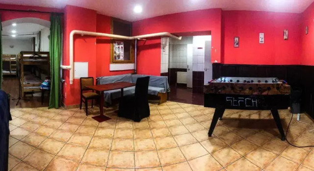 Whole basement former pub3 for bachelor / bachelorette party, Varaa Hotelli Budapest Budapest