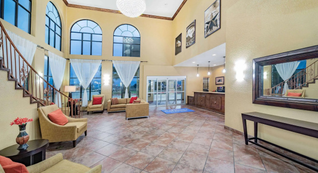 Baymont by Wyndham Cuero, Забронировать Отель Куеро штат Техас