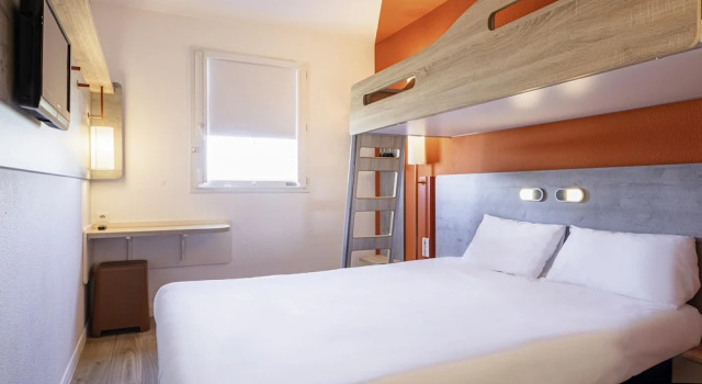 Трёхместный номер Standard Ibis Budget Perpignan Nord Rivesaltes