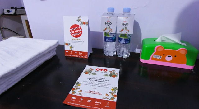 Standart oda OYO 1721 A. Yani 95 Residence