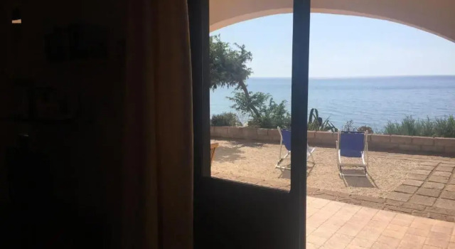 Коттедж Villa Alabe - Waterfront Apartments in Bosa Porto Alabe