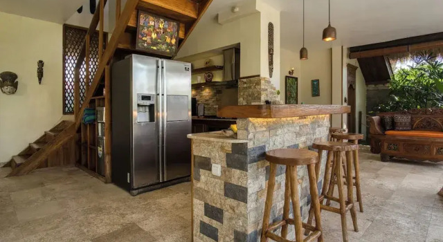 Коттедж с 3 комнатами с видом на сад Breezy Point Villas