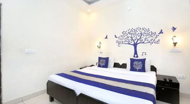 OYO 3004 Hotel Star City