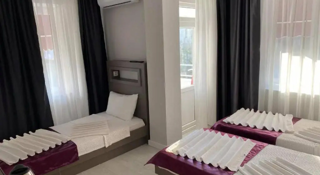 Трёхместный номер Standard Konyaaltı HOTEL