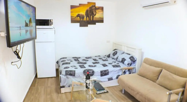Orel's Ground floor Apartment