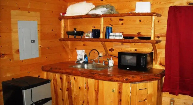 Коттедж Deluxe Cole Cabins
