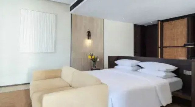 Семейный люкс Rencai Hotel (Nan'ao)