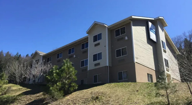 Travelodge by Wyndham Dunsmuir, Book Hotel Dunsmuir Mount Shasta
