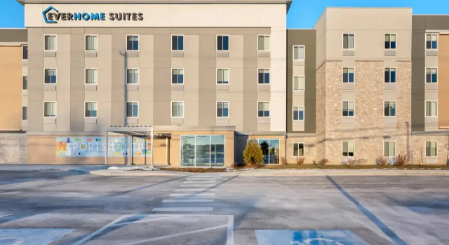 Everhome Suites Portsmouth - Newington by Choice Hotels